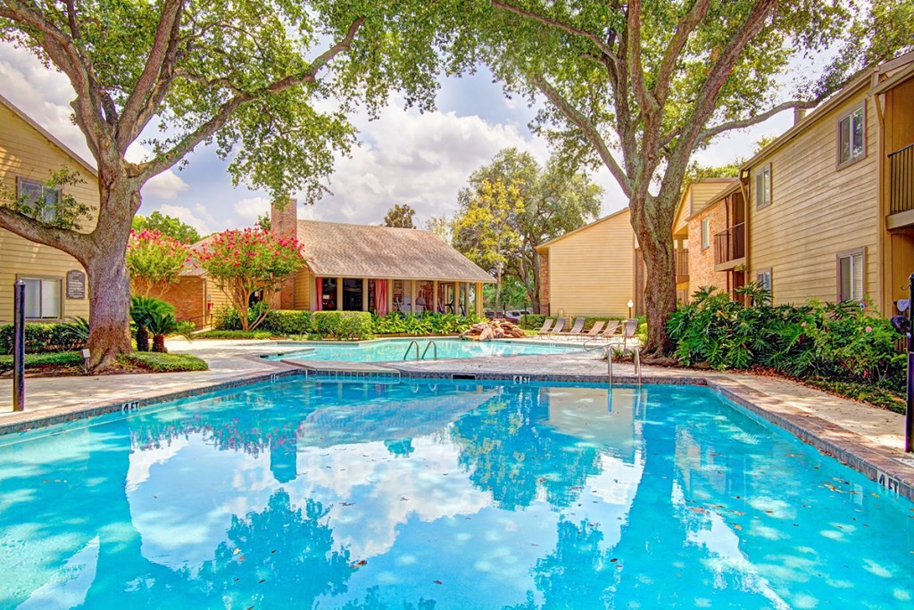 Woodtrail Apartment Homes GPI Management